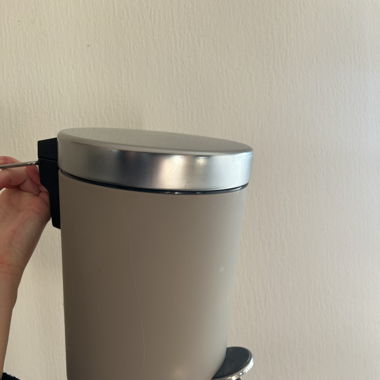 Small beige bin