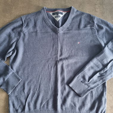 Tommy Hilfiger V-Neck Sweater
