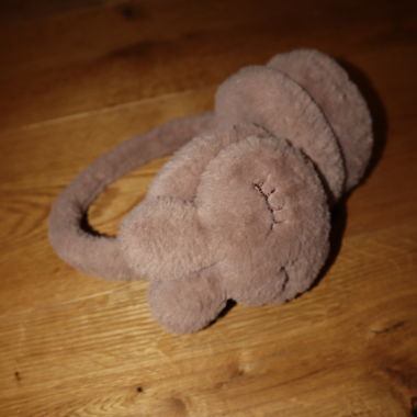 Niedliche Ohrenwärmer
