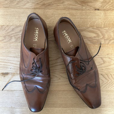 Chaussures habillées en cuir Geox