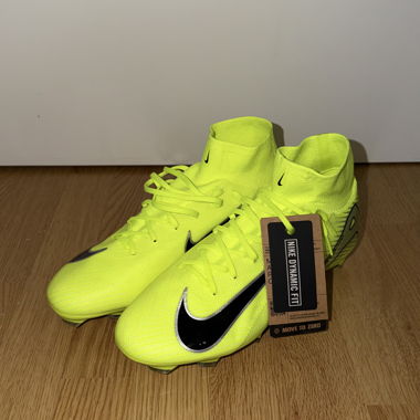 Chaussures de football Nike Mercurial