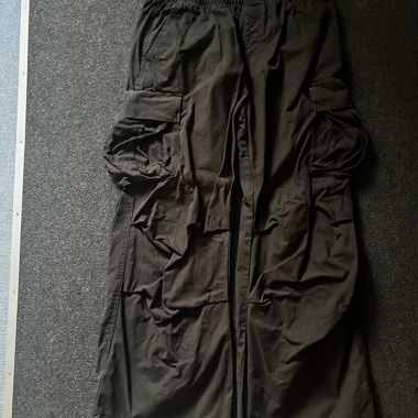 Pantaloni cargo