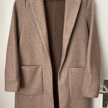MID-SEASON COAT