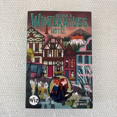 Livre retour à Winterhouse hôtel 