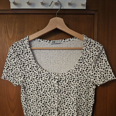 T-Shirt mit Blumen