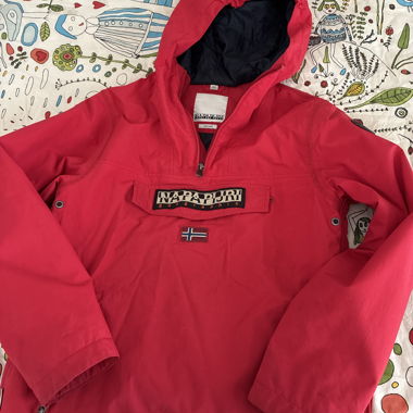 Giacca Napapijri rossa con cappuccio