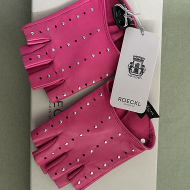 Roeckl pink leather finger gloves