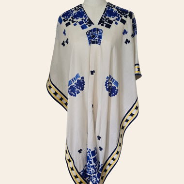 Poncho Hoss Intropia