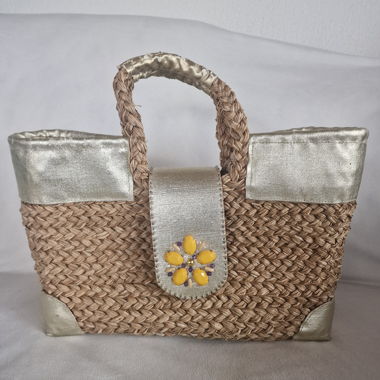 Sommer Handtasche Stroh mit Gold Akzenten 