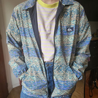 Light reversible jacket