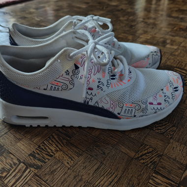 Nike Air Max Sneakers White Blue Orange