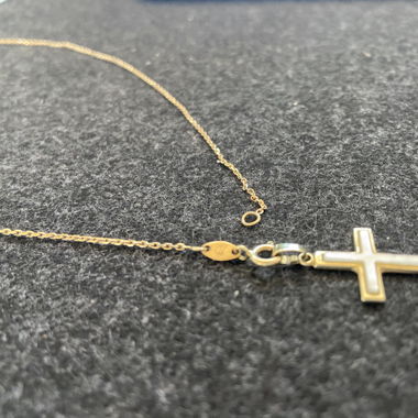 Halskette mit Kreuz Anhänger 
