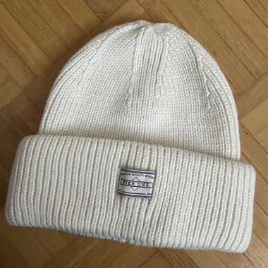 Berretto bianco in maglia Pier One