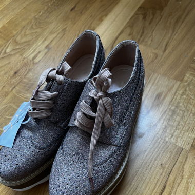 Chaussures habillées à paillettes 
