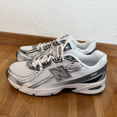 Baskets New Balance 740 taille 44