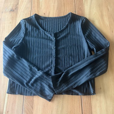 Cardigan a coste con bottoni