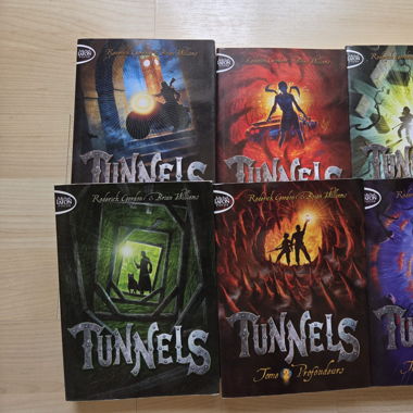 6 Tomes Tunnels de R. Gordon et B. Williams