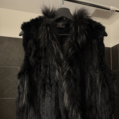 Rabbit-fur vest in black