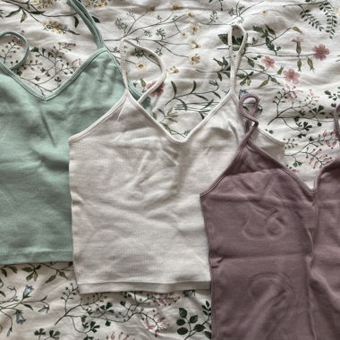 3 Tops 