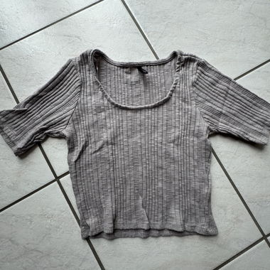 Ribbed Grey Chicolée Top