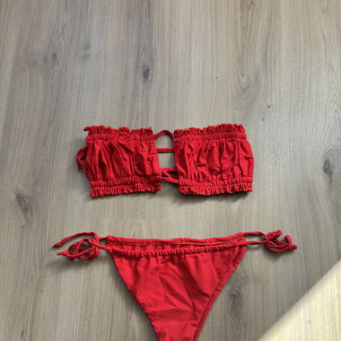 Maillot de bain rouge