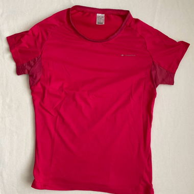 t-shirt synthétique rose