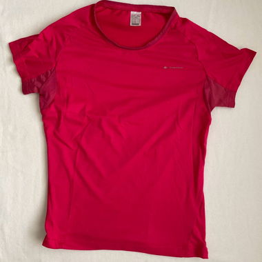 t-shirt synthétique rose
