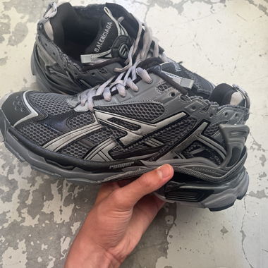 Balenciaga runner grises