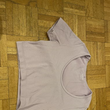 Set mit zwei Crop-Tops