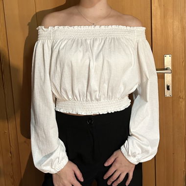 Off-shoulder Bluse