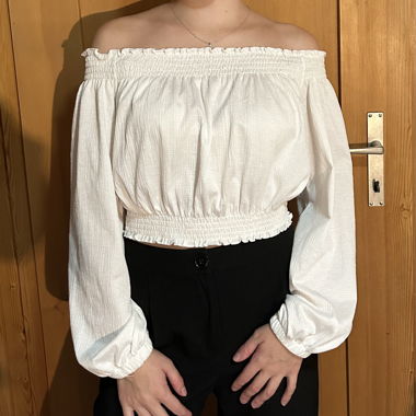 Off-shoulder Bluse