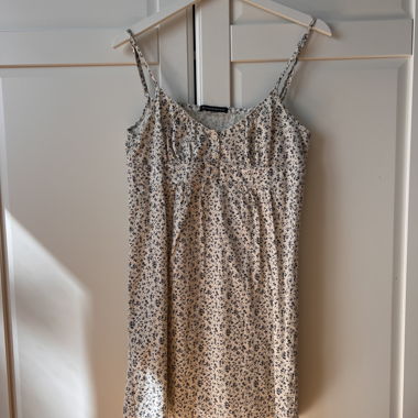 Kleid