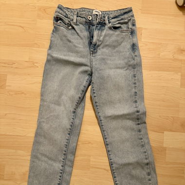 Jeans ONLY