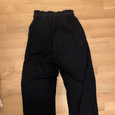 Schwarze Paperbag Hose