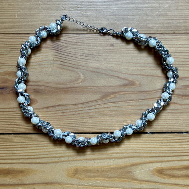 Pearl/Cuban link necklace