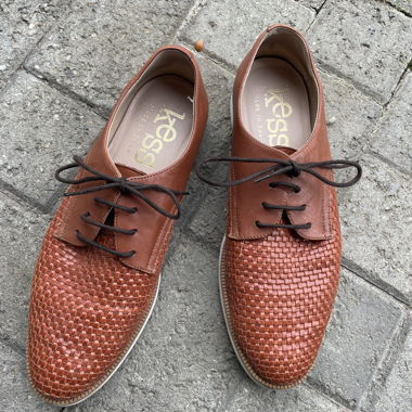 Lederschuhe hellbraun geflochten 