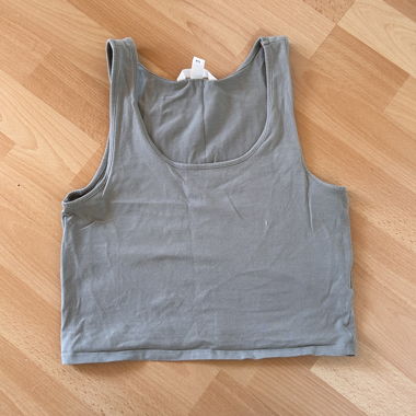 Grünes Tanktop