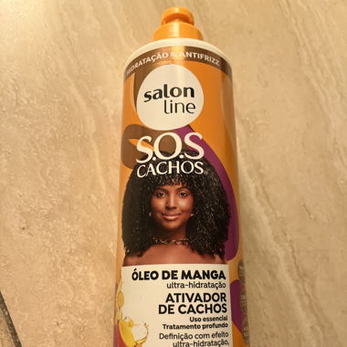 Crème pour cheveux bouclés/ondulés/crépus