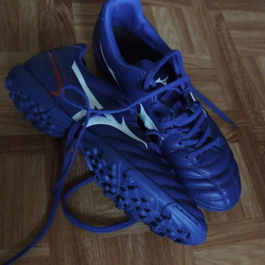 Bottes de football Mizuno, EU 42