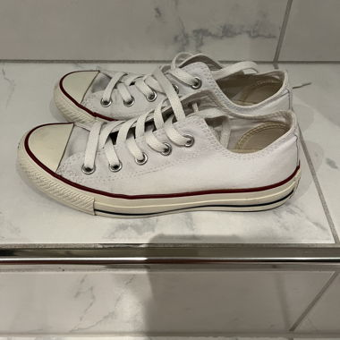  Converse weiss in Grösse 36 / 22.5cm