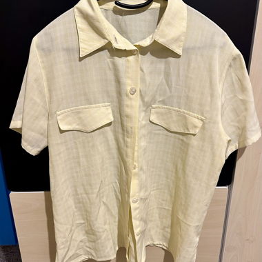 Chemise jaune
