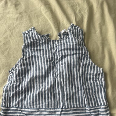 Uniqlo linen top