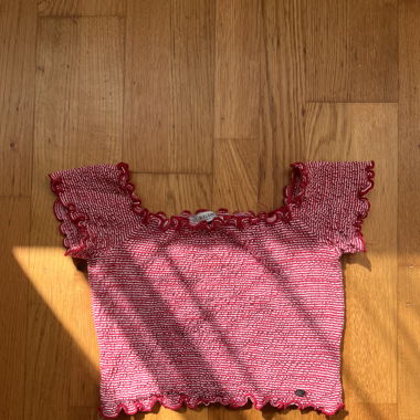 ruffled top