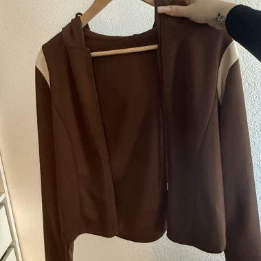 Felpa con cappuccio marrone