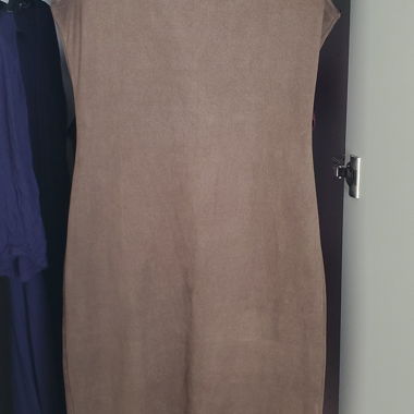 Robe marron sans manches S - M