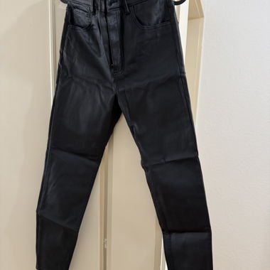 Pantaloni effetto pelle Pull&Bear