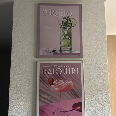 Set of 2 pictures
