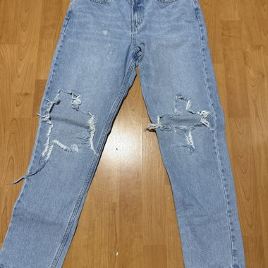 Straight-Leg-Jeans