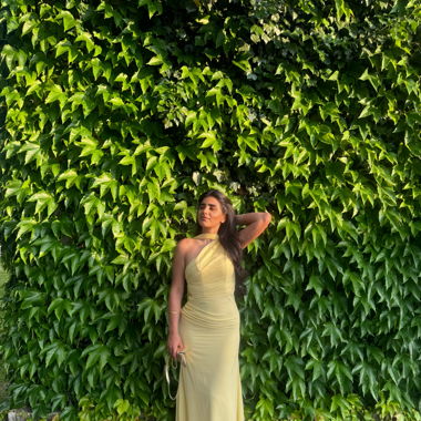 Butter Yellow Kleid