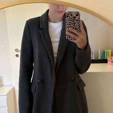Manteau gris foncé